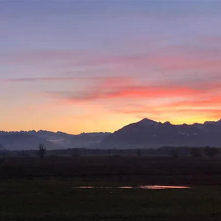 Traumhafte Familien Am Chiemsee Bergpanorama Sonnenuntergang Terrasse Grillplatz Mit Bis Zu 3 Schlafzimmern Fuer Bis Zu 6 Personen شقة غرابينشتت